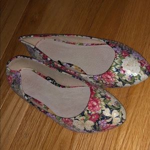 Floral flats